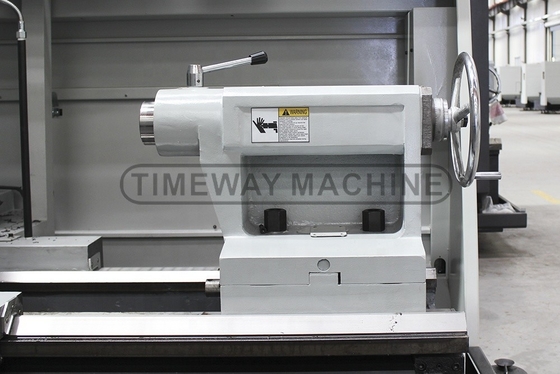 파이프 스레드를 돌리기 위해 완벽한 4 스테이션 도구 포스트 QK-300F CNC 오일 컨트리 라트