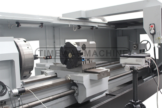 QK-200 CNC 파이프 스레드 턴 머신 4 도구 포스트 스테이션과 FANUC 제어 시스템