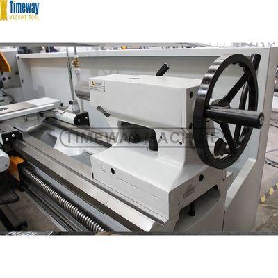 저렴한 평면 CNC lathes AK-2000H 130mm 스핀들 뚫고 전문적으로 제작