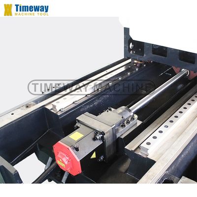 800mm Y 축 여행 CNC 수평 가공 센터 고 정밀 가공