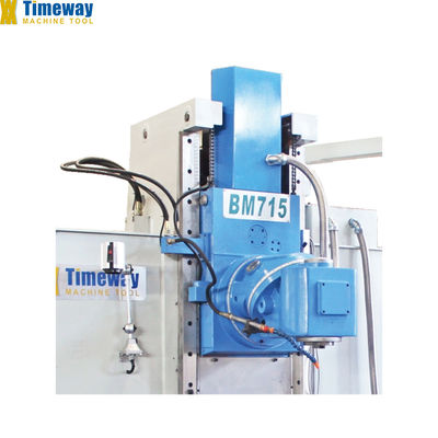 무게 7300kg BM715 보편적인 금속 가공을 위한 수직 프레싱 머신