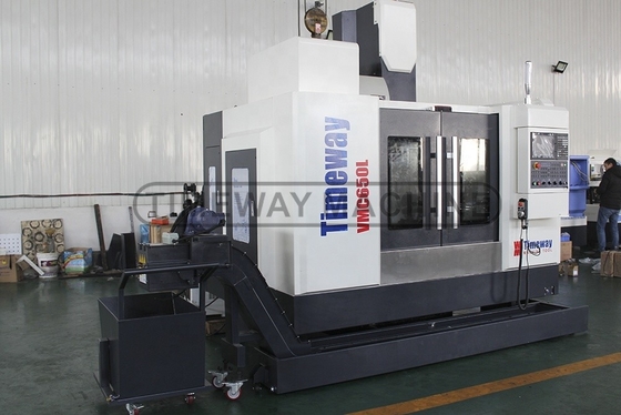 테이블 여행 X 700mm VMC650L 디스크형 ATC 성능의 수직 CNC 프레싱 머신