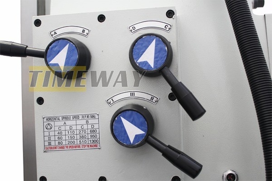 UM320D 중량 작업용 수평 무릎형 프레싱 머신 무게 KG 1550