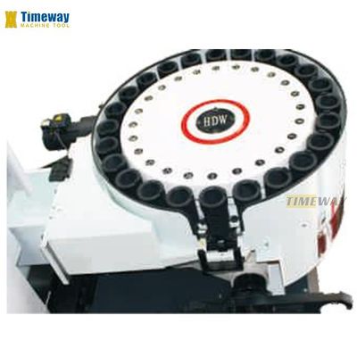 1300mm 테이블 여행 고 정밀 수직 가공 센터 고급 가공