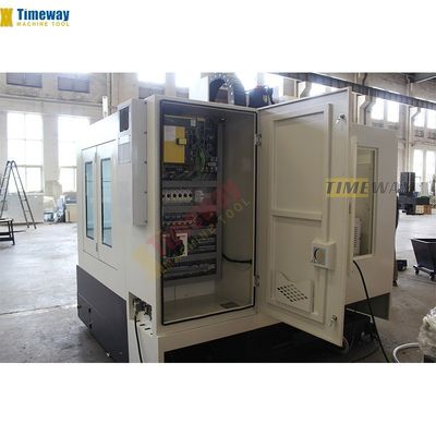 BT-40 스핀드 테이퍼 고직성 수직 가공 센터 고 내구성