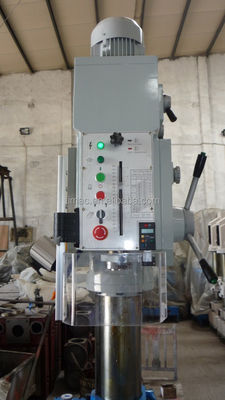 860 KG 기어 헤드 기판 굴착 수직 굴착 기계 Z5050A 불과 흰색