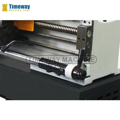 BL-660C 금속 톱니 기계 36-1600 rpm 스핀드 속도 범위 660mm 최대