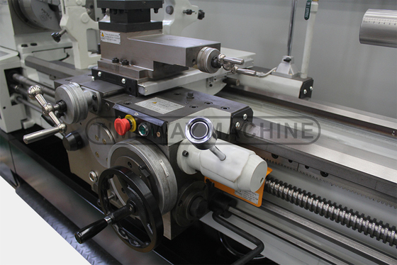 1500mm 센터와 건설 공사 간격 베드 금속용 라트 BL-500B