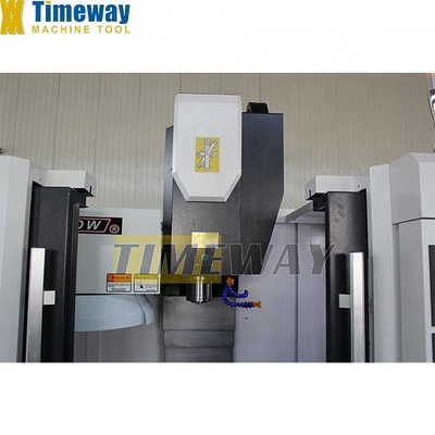 테이블 크기 900x1800mm VMC1690L 고급 기술로 수직 가공 CNC 센터