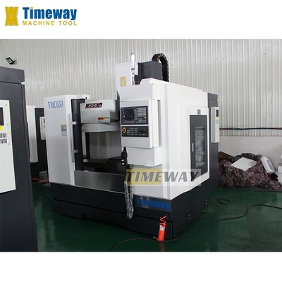 420x800mm 작업 테이블 크기 Vmc650 금속 밀링을 위한 3 축 CNC 수직 가공 센터