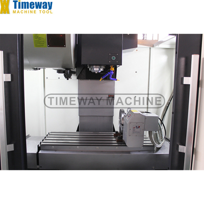 VMC650L 수직 가공 센터 700mm 테이블 이동 ± 0.006mm 반복성 작업