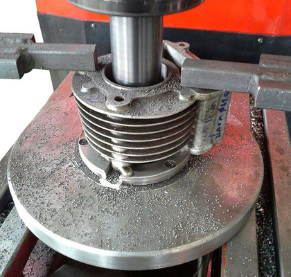 200mm 테이블 여행 Z 수직 얇은 뚫기 기계 T7220B T7220C 큰 작업 부품을 위해