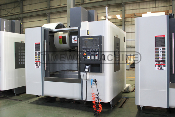 600mm 테이블 여행 VMC1060L 24 도구 매거진 용량을 가진 CNC 수직 프레싱 머신