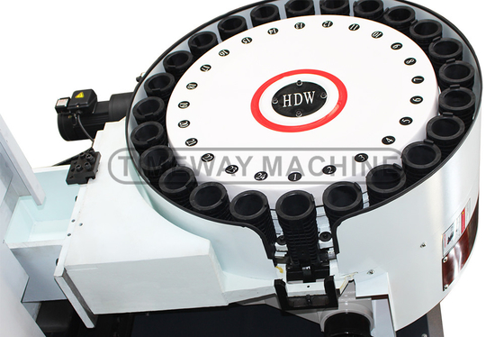 VMC1370 큰 수직 가공 센터 1300mm 테이블 여행과 함께 CNC 프레싱 머신